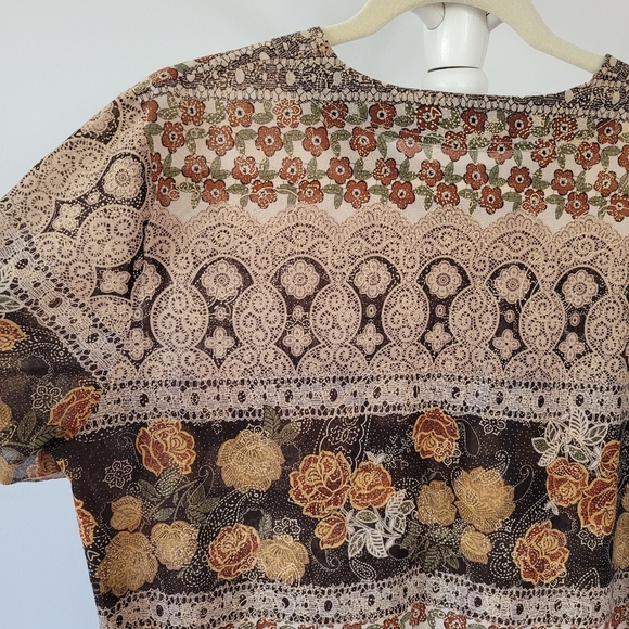Vintage Grandma SKY 90s Floral Tan & Cream Airy Short Sleeve Top - Picture 7 of 10